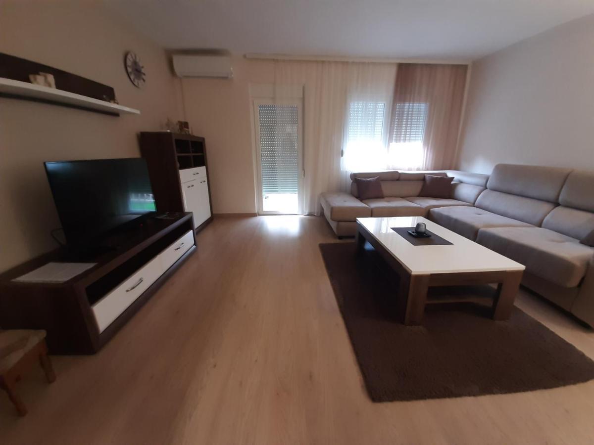 Apartment 081 Подгорица Екстериор снимка